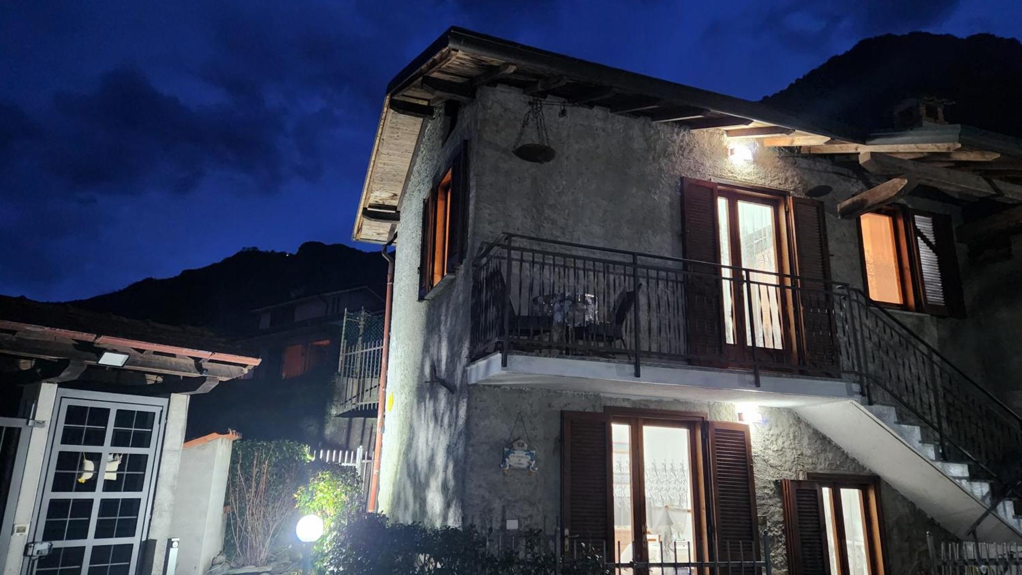 Laura'S Cottage With Lake View, Detached, 5 Kilometers From Varenna Льєрна Екстер'єр фото