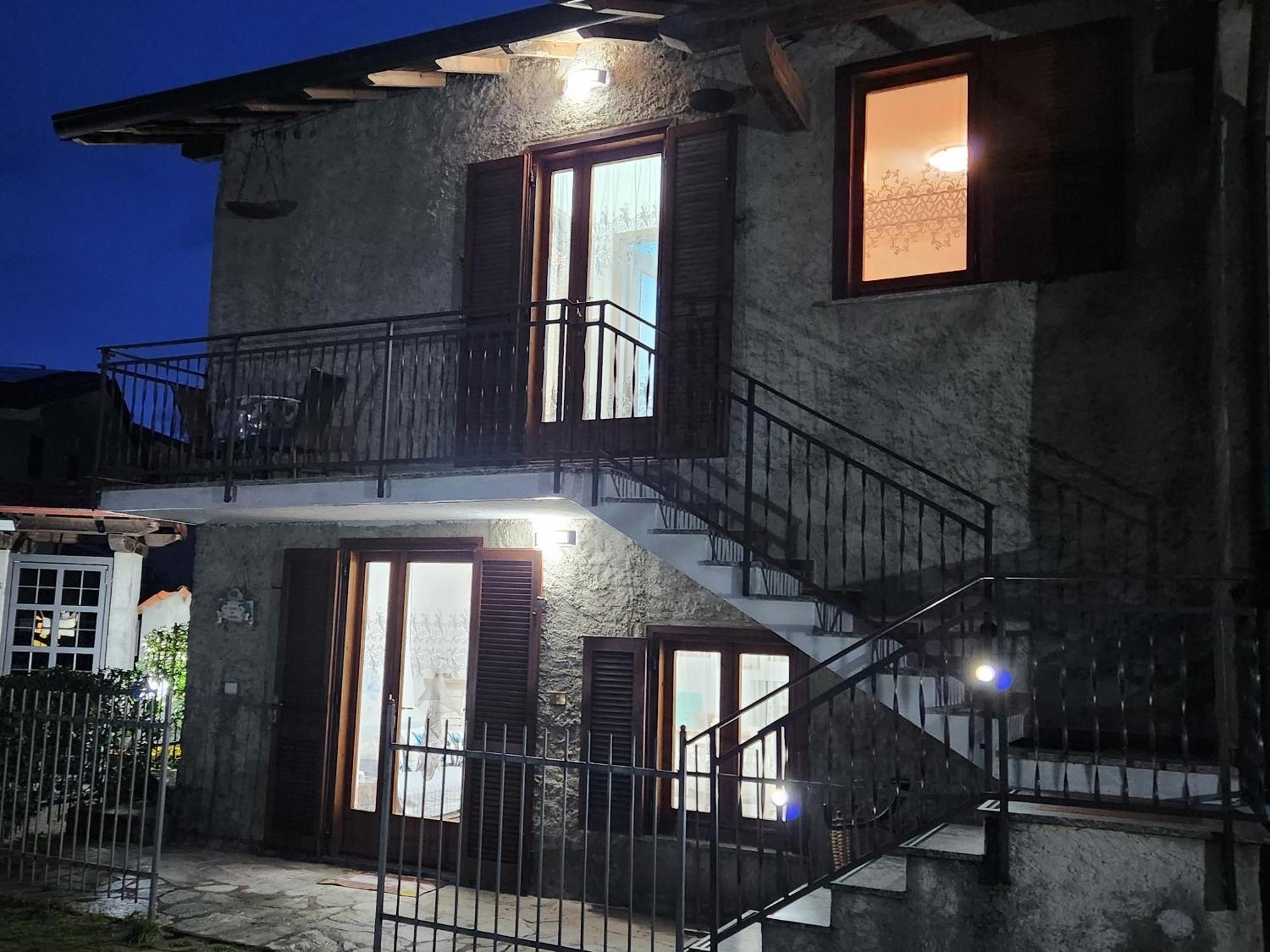 Laura'S Cottage With Lake View, Detached, 5 Kilometers From Varenna Льєрна Екстер'єр фото
